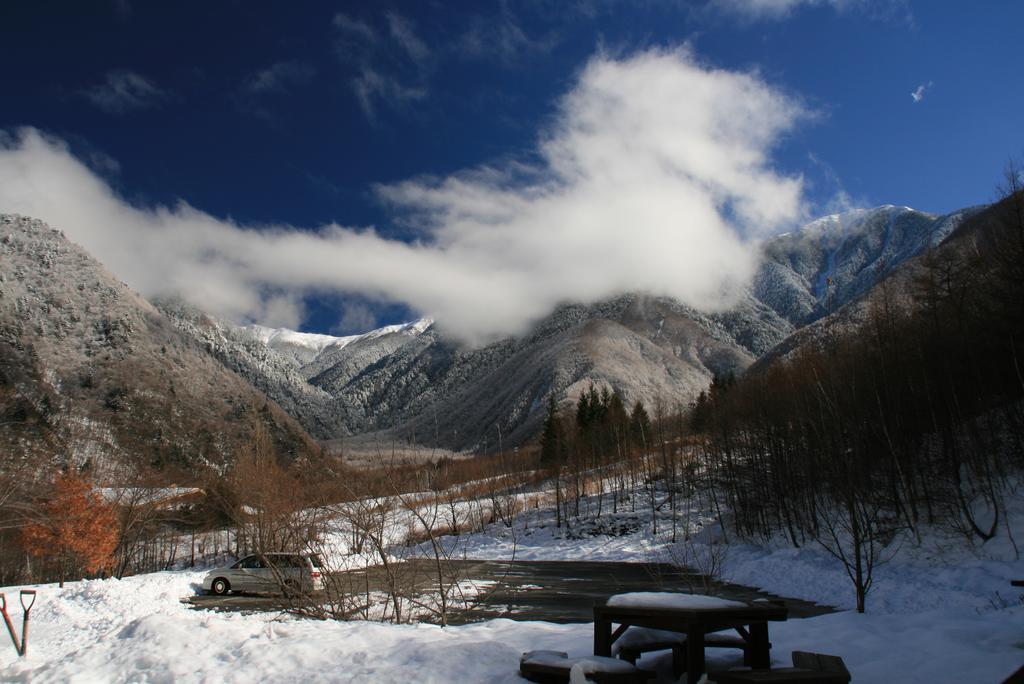 Hill Top Hotel Кисо Екстериор снимка